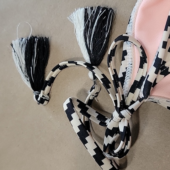 Xhilaration Size S, Black & Fleshy-Tan Chevron Boho Side Tie Bikini Bottoms - Picture 4 of 4